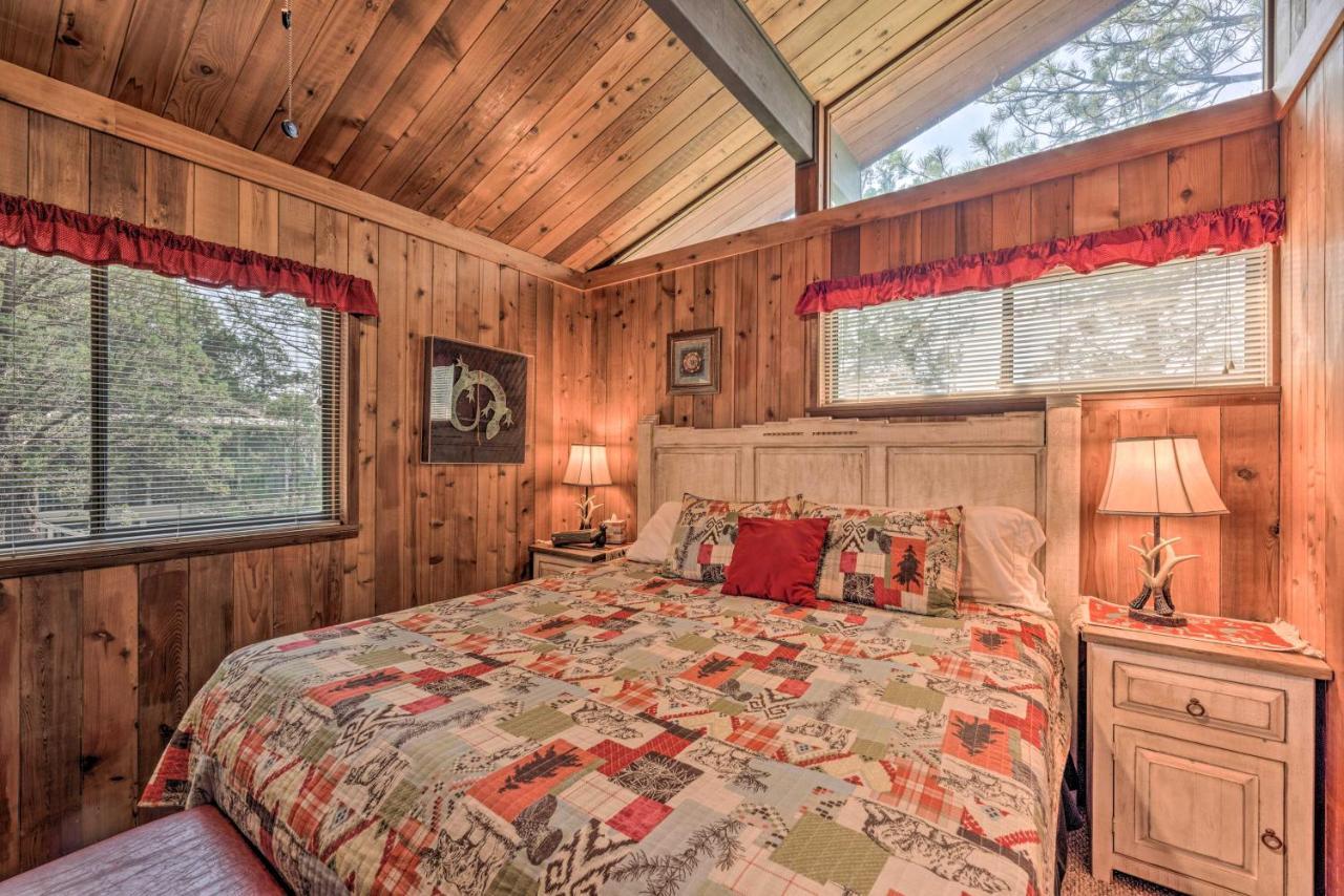 Quiet Retreat With Hot Tub - 16 Miles To Ski Apache! Рюидозо Екстериор снимка