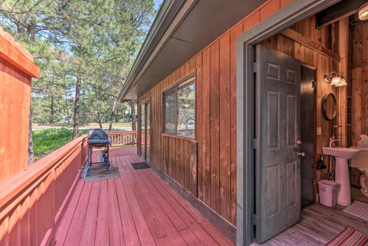 Quiet Retreat With Hot Tub - 16 Miles To Ski Apache! Рюидозо Екстериор снимка